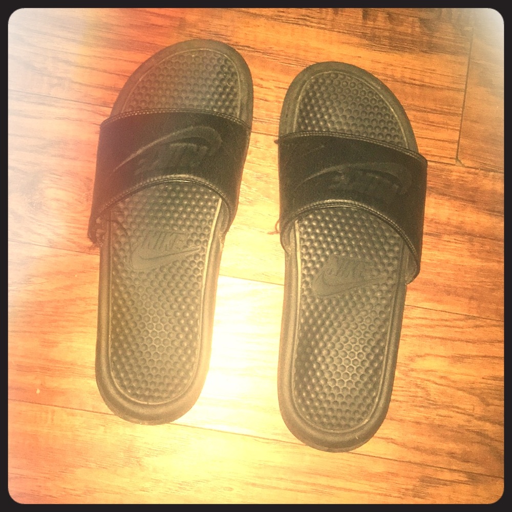 Nike slides